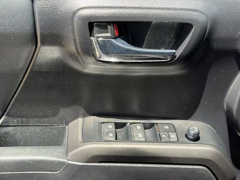 Used 2021 Toyota Tacoma TRD Sport w/ Technology Package RWD image 23
