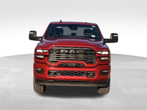 Used 2026 RAM 2500 Big Horn AWD/4WD image 4