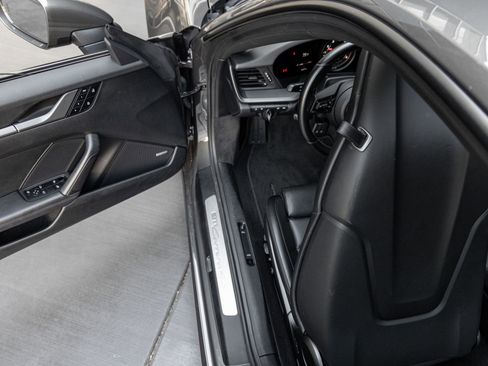 Certified 2023 Porsche 911 Carrera 4S AWD/4WD image 23