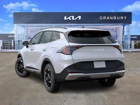 New 2026 Kia Sportage EX image 5