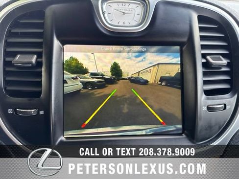 Used 2017 Chrysler 300 C Platinum w/ Safetytec Plus Group AWD/4WD image 18