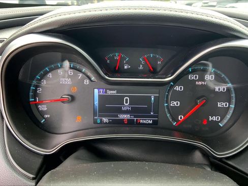 Used 2017 Chevrolet Impala LT image 24