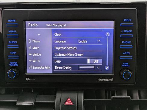 Used 2021 Toyota RAV4 LE image 7