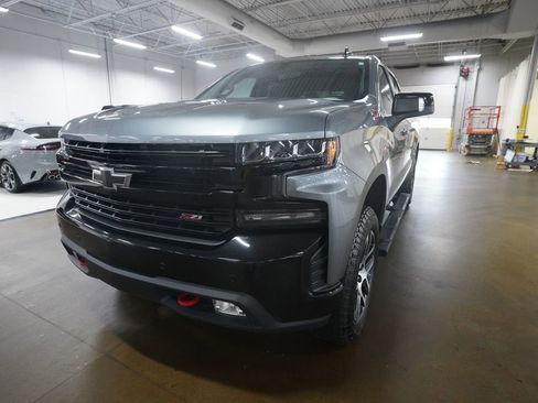 Used 2020 Chevrolet Silverado 1500 LT Trail Boss AWD/4WD image 12