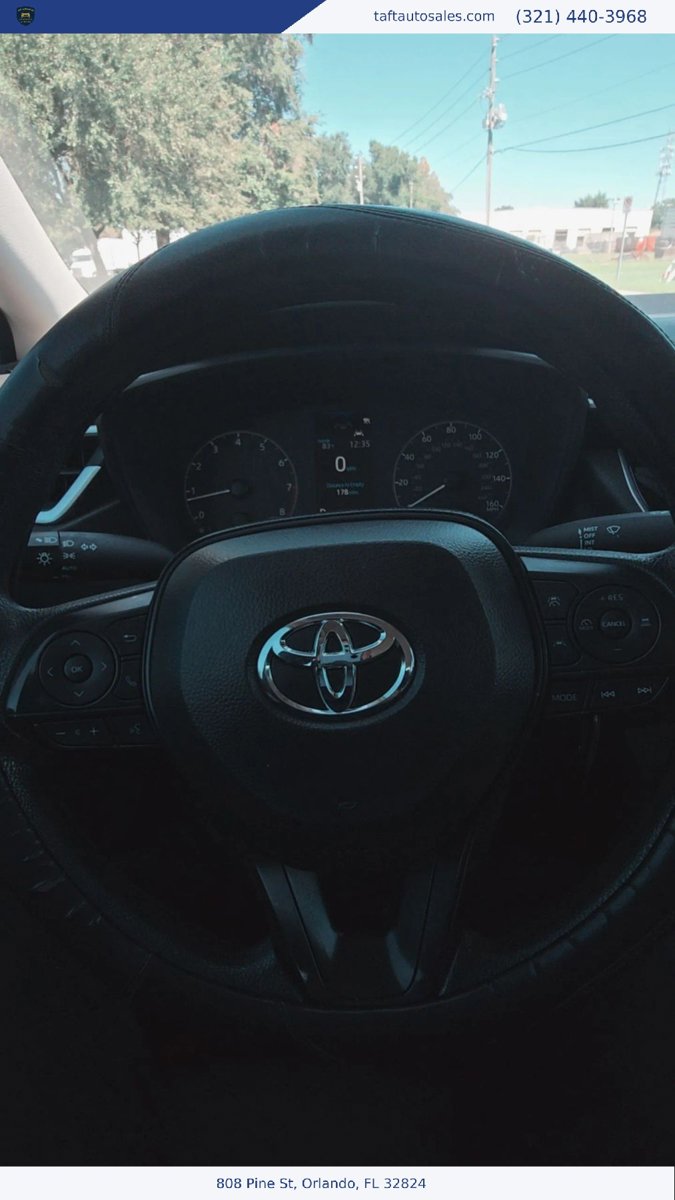 Used 2025 Toyota Corolla LE FWD image 9