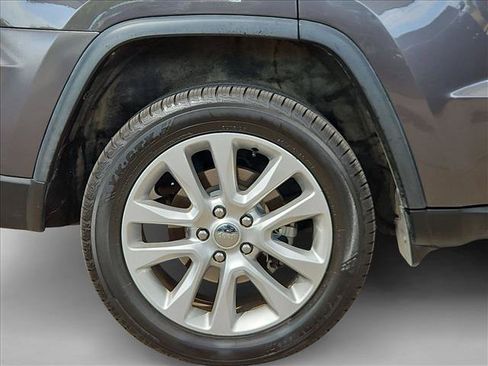 Used 2017 Jeep Grand Cherokee Limited AWD/4WD image 19