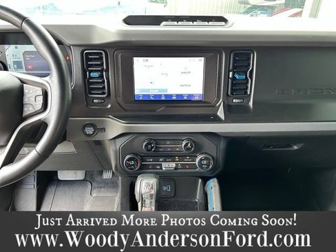 Used 2023 Ford Bronco Black Diamond AWD/4WD image 12