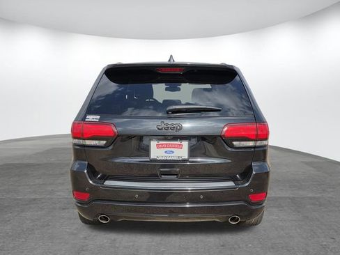 Used 2015 Jeep Grand Cherokee Altitude image 5