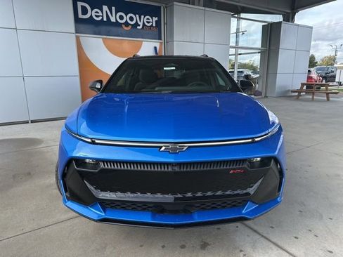 New 2026 Chevrolet Equinox EV RS image 2