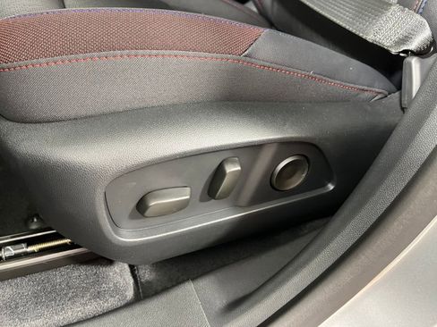 New 2026 Chevrolet Equinox RS w/ Safety and Technology Package FWD image 29