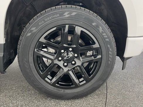 Used 2023 Chevrolet Silverado 1500 Custom image 51