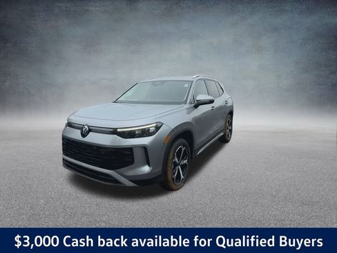 New 2025 Volkswagen Tiguan SE image 6