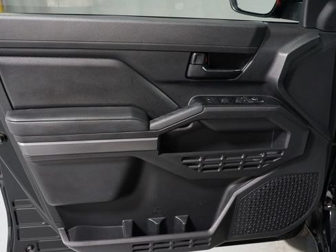 Certified 2025 Toyota Tacoma SR5 RWD image 31