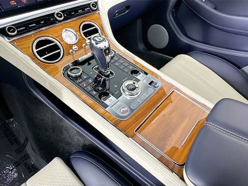 Certified 2023 Bentley Continental GT Mulliner AWD/4WD image 16
