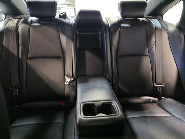 Used 2018 Honda Accord Sport image 12