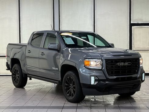 Used 2022 GMC Canyon Elevation w/ Elevation Premium Package AWD/4WD image 1