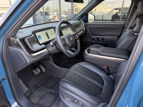 Used 2022 Rivian R1T Adventure AWD/4WD image 7
