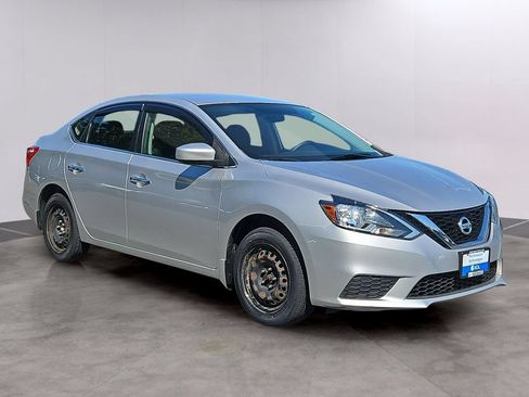Used 2016 Nissan Sentra S FWD image 3