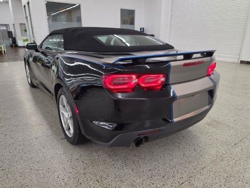 Used 2021 Chevrolet Camaro LT RWD image 7