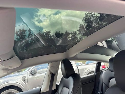 Used 2023 Tesla Model 3 Standard Range RWD image 13