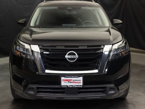 Used 2024 Nissan Pathfinder SV AWD/4WD image 5