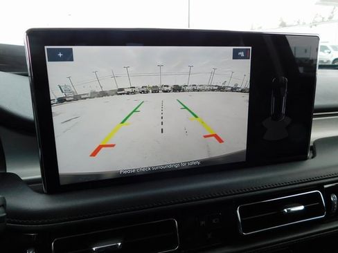 Used 2023 Lincoln Nautilus AWD w/ Premium Package image 38