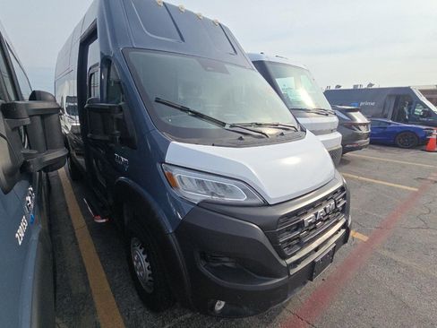 Used 2024 RAM ProMaster 3500 image 2