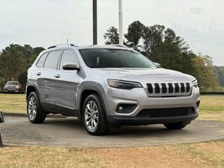Used 2019 Jeep Cherokee Latitude Plus video 1