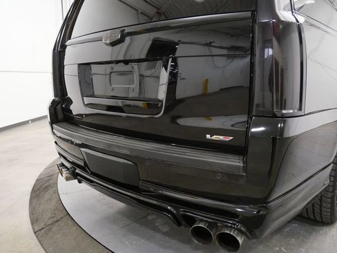 Used 2015 Cadillac Escalade ESV Platinum image 9