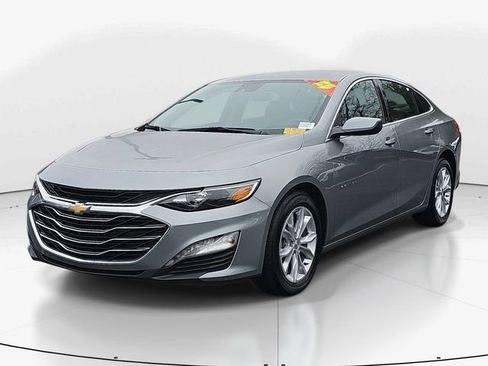 Used 2025 Chevrolet Malibu LT FWD image 8