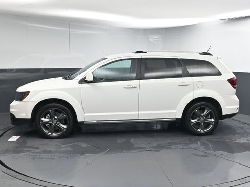 Used 2015 Dodge Journey Crossroad w/ Flexible Seating Group image 5