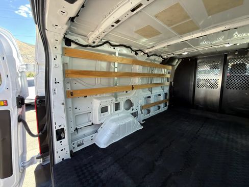 Used 2024 Ford Transit 250 Low Roof w/ Exterior Upgrade Package RWD image 20