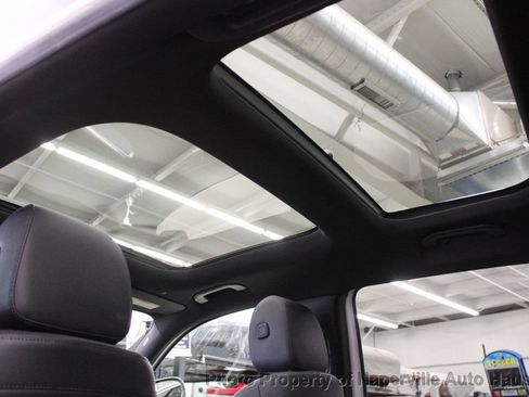 Used 2021 Mercedes-Benz GLB 250 4MATIC image 24
