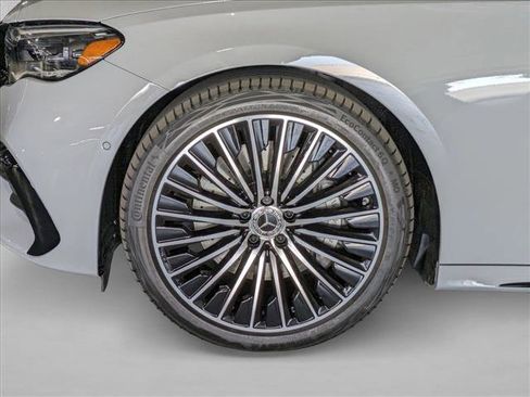 New 2026 Mercedes-Benz E 450 4MATIC Sedan image 10