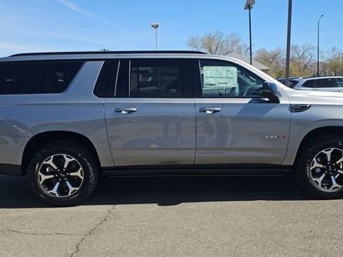 New 2026 GMC Yukon XL AT4 w/ AT4 Premium Package image 9