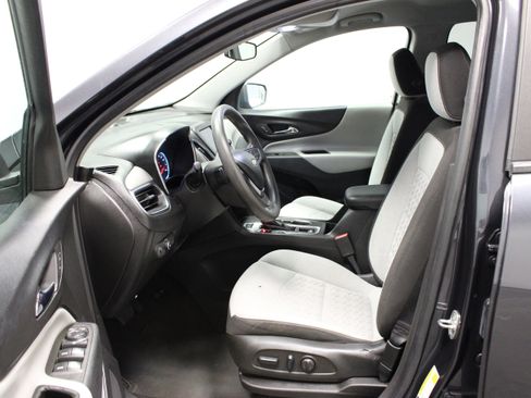 Used 2022 Chevrolet Equinox LS w/ LS Convenience Package AWD/4WD image 16