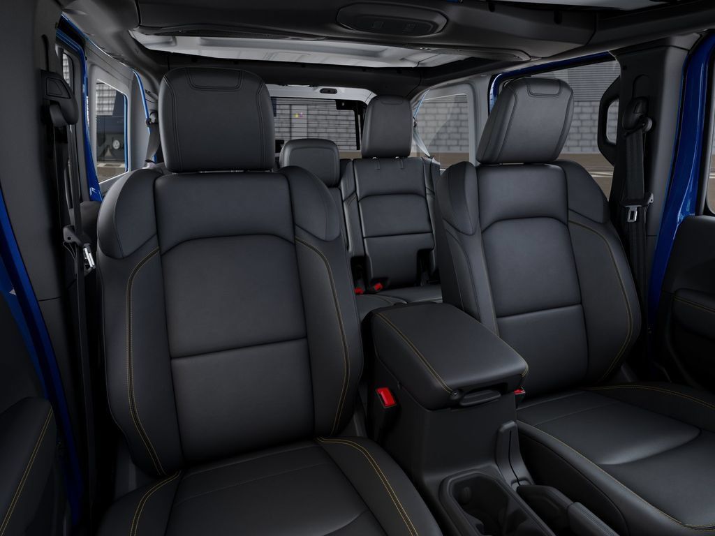 New 2025 Jeep Wrangler Unlimited Sahara AWD/4WD image 17