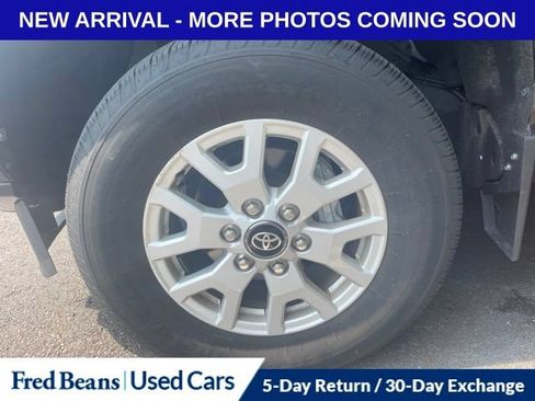 Used 2024 Toyota Tacoma SR RWD image 14