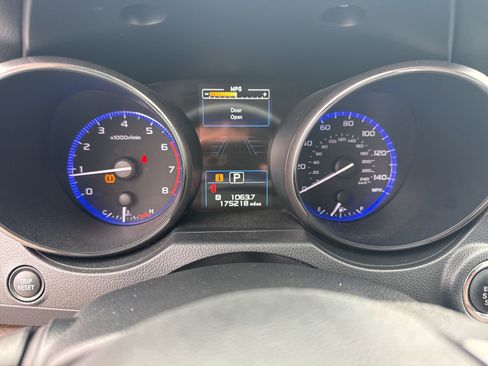 Used 2019 Subaru Outback 2.5i Touring w/ Popular Package #3A image 19