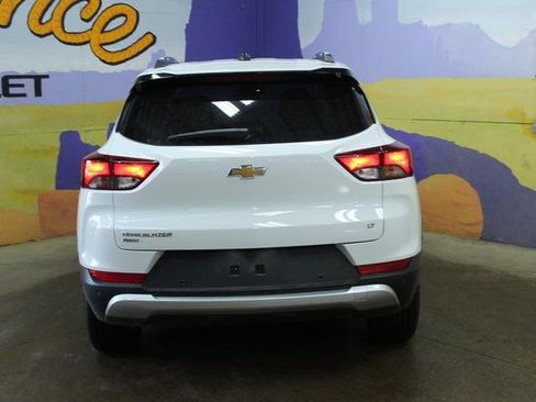 Used 2025 Chevrolet TrailBlazer LT w/ Convenience Package image 7