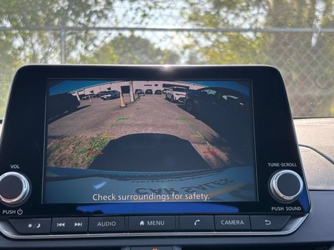 Used 2026 Nissan Altima 2.5 SV FWD image 23