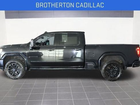 Certified 2022 GMC Sierra 2500 Denali w/ Denali Black Diamond Edition AWD/4WD image 2