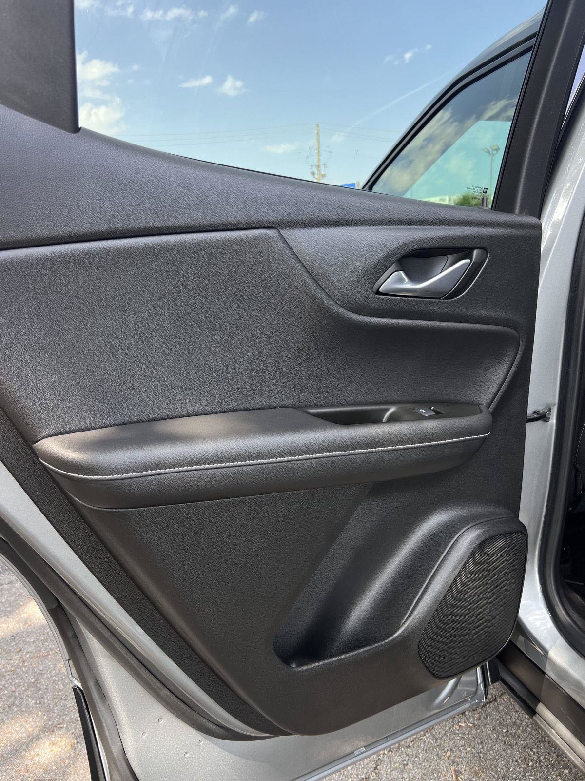 Used 2024 Chevrolet Blazer LT w/ Convenience Package FWD image 19