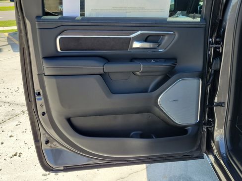 New 2026 RAM 1500 Laramie AWD/4WD image 11