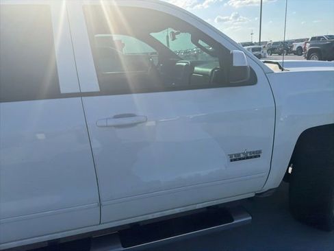 Used 2018 Chevrolet Silverado 1500 LT w/ Texas Edition RWD image 31