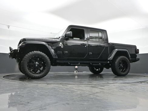 Used 2021 Jeep Gladiator Sport image 46