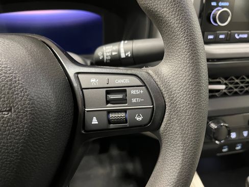 New 2025 Honda Accord SE image 18