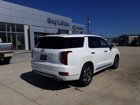Used 2022 Hyundai Palisade Calligraphy image 7