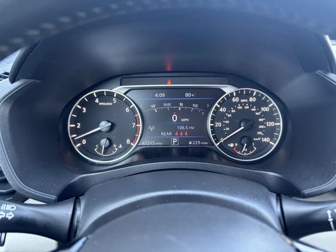 Used 2024 Nissan Altima 2.5 SV w/ SV Premium Package FWD image 17
