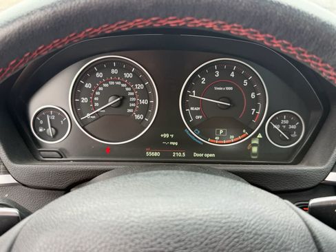 Used 2018 BMW 330i Sedan w/ Convenience Package RWD image 7